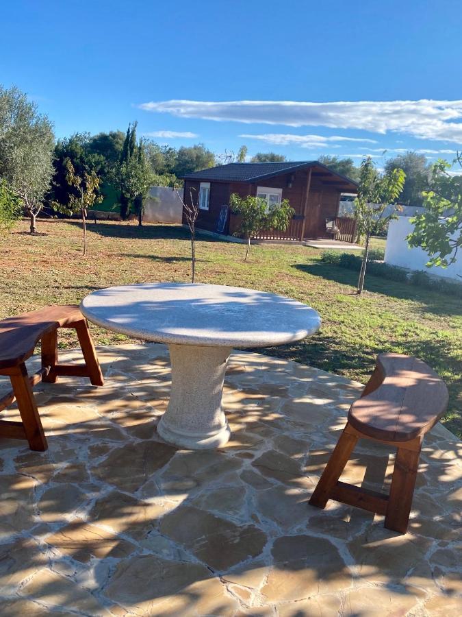 Bed and Breakfast Casa Dominaty Calig Экстерьер фото
