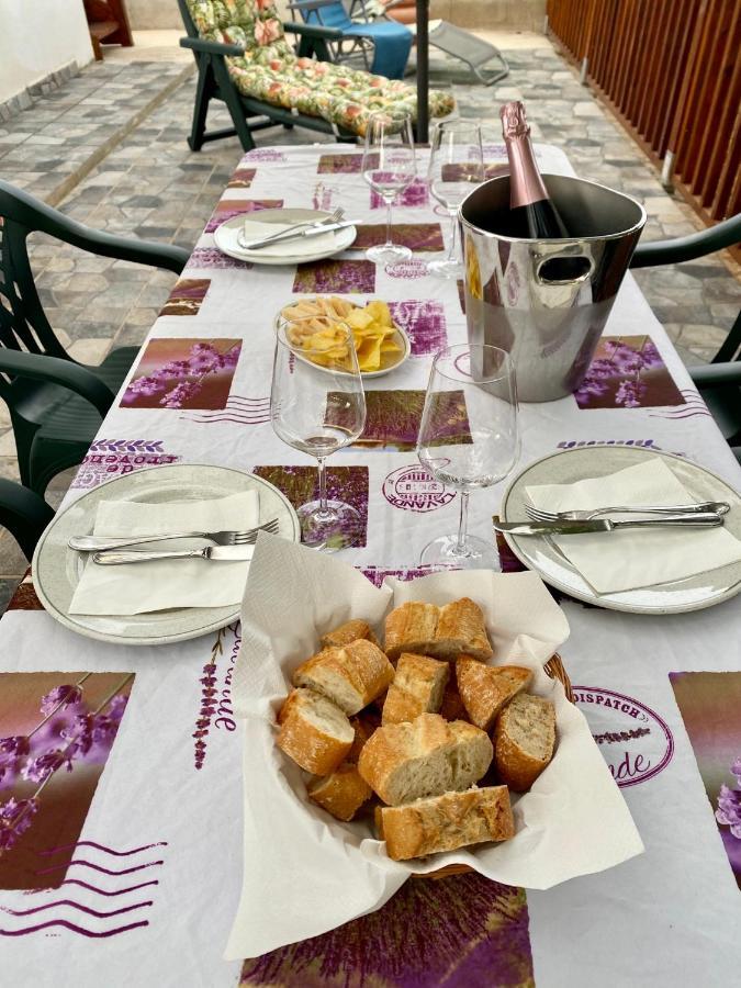 Bed and Breakfast Casa Dominaty Calig Экстерьер фото