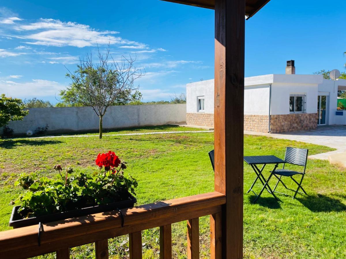 Bed and Breakfast Casa Dominaty Calig Экстерьер фото
